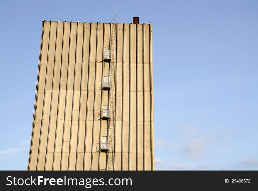 Grain silo for storage of maize