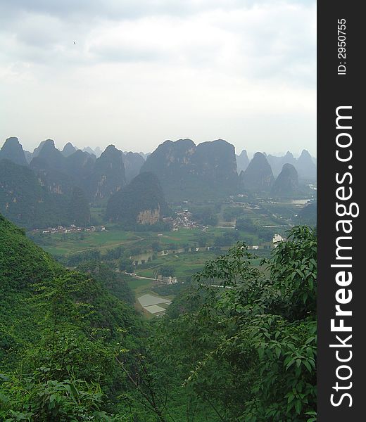 View point in Yang Shuo mountain. View point in Yang Shuo mountain