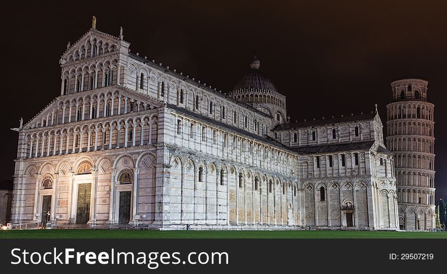 Leaning tower- Italy at night