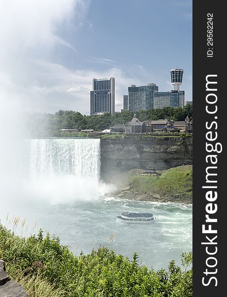 Horseshoe Falls Of Niagara Falls