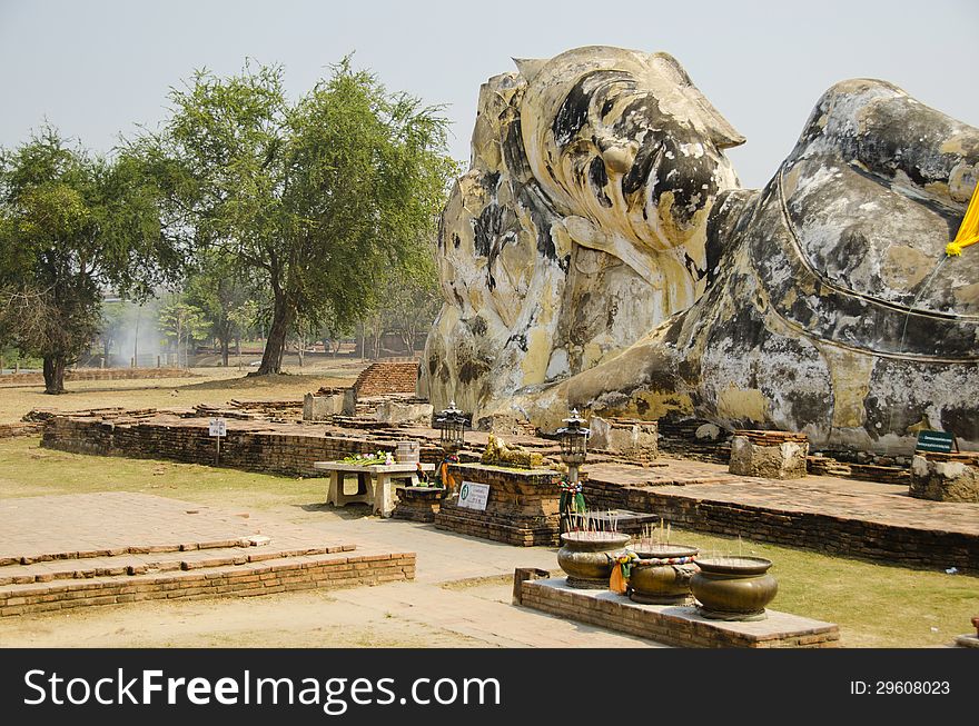 Statue of the reclining buddha in ayutthaya, thailand