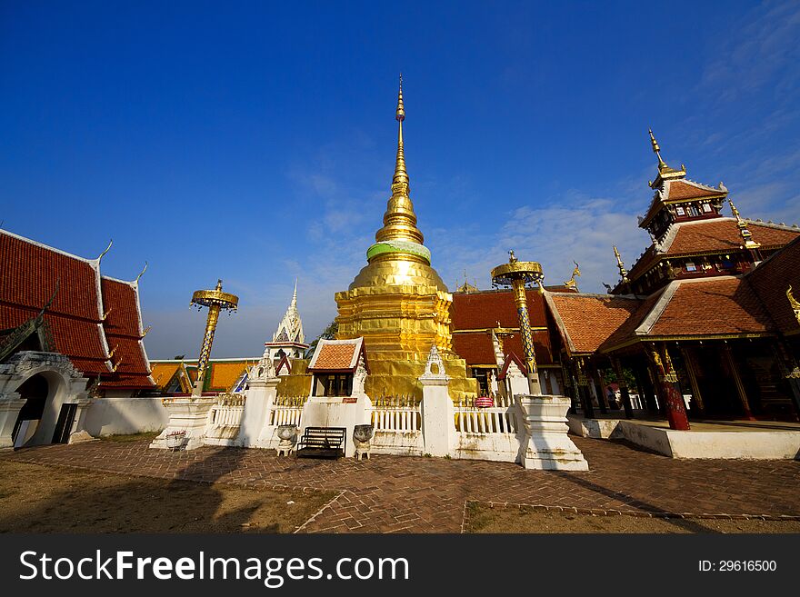 Wat Pong Sanuk.in lampang