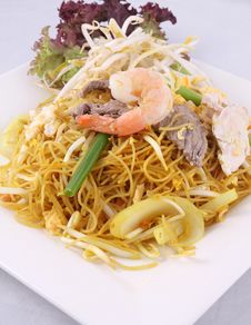 Sigapore Noodles Stir Fried With Vermicelli Noodles. Stock Images Sigapore Noodles Stir Fried With Vermicelli Noodles. Stock Images