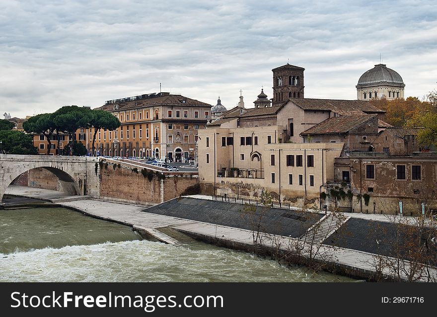 Embankment of the river Tiber, Rome