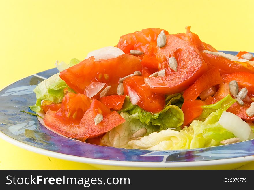 Tomato-lettuce Salad With Seed