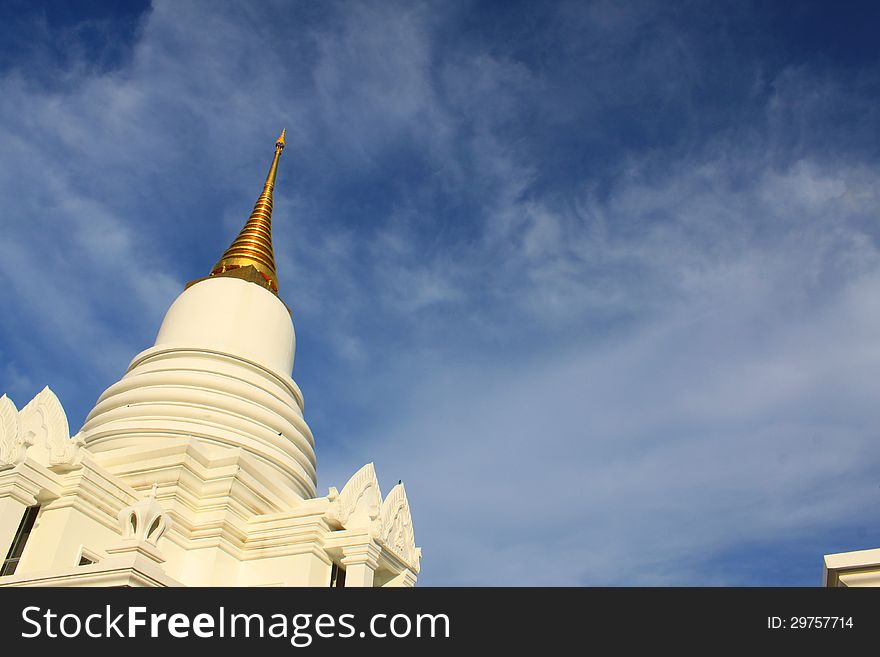 The white pagoda under the blue sky