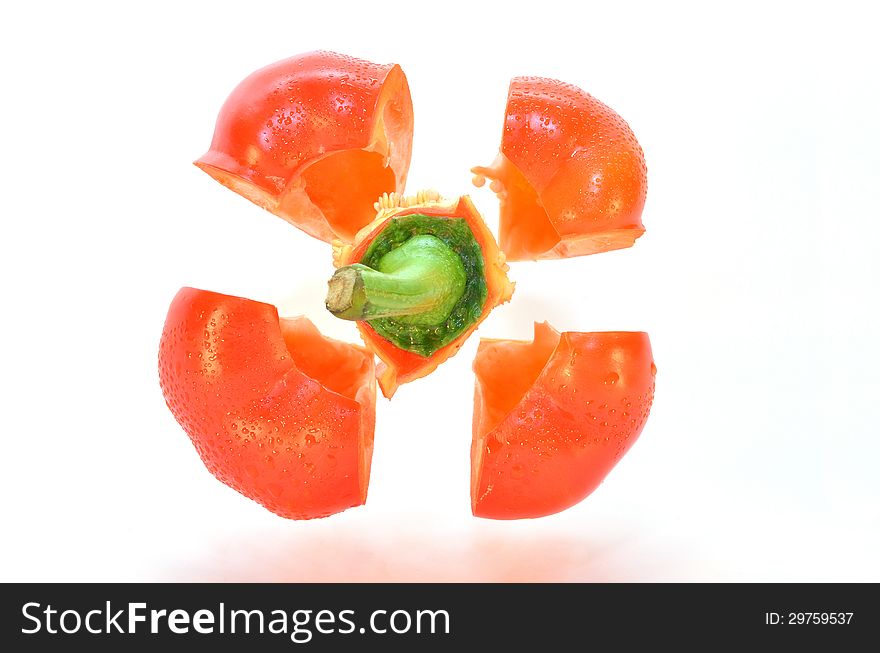 Red bell pepper consists of four lobes and the core