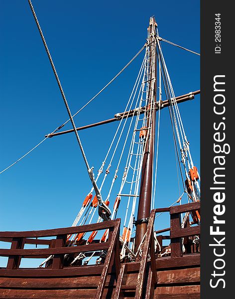 Bent foremast of the sailing ship