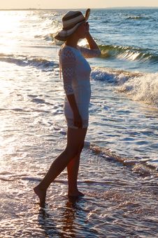 Young Woman Standing In Sea Looking Ahead Royalty Free Stock Images Young Woman Standing In Sea Looking Ahead Royalty Free Stock Images