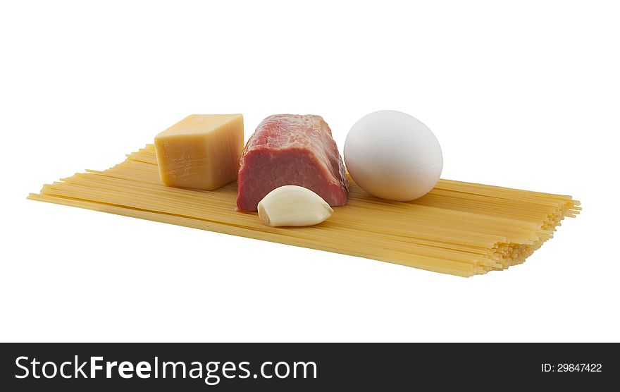 Raw ingredients for pasta alla carbonara