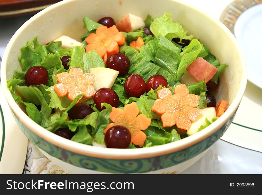 Fresh leafy green salad in a bowl