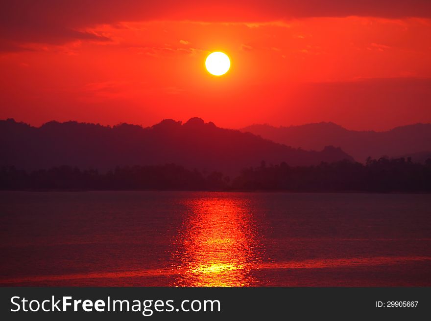 Beautiful scene sunset on lake. Beautiful scene sunset on lake