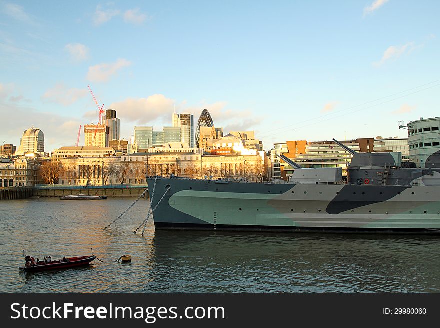 The River Thames Tourist Attractions. The River Thames Tourist Attractions