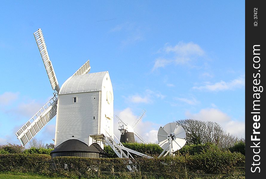 A working windmill