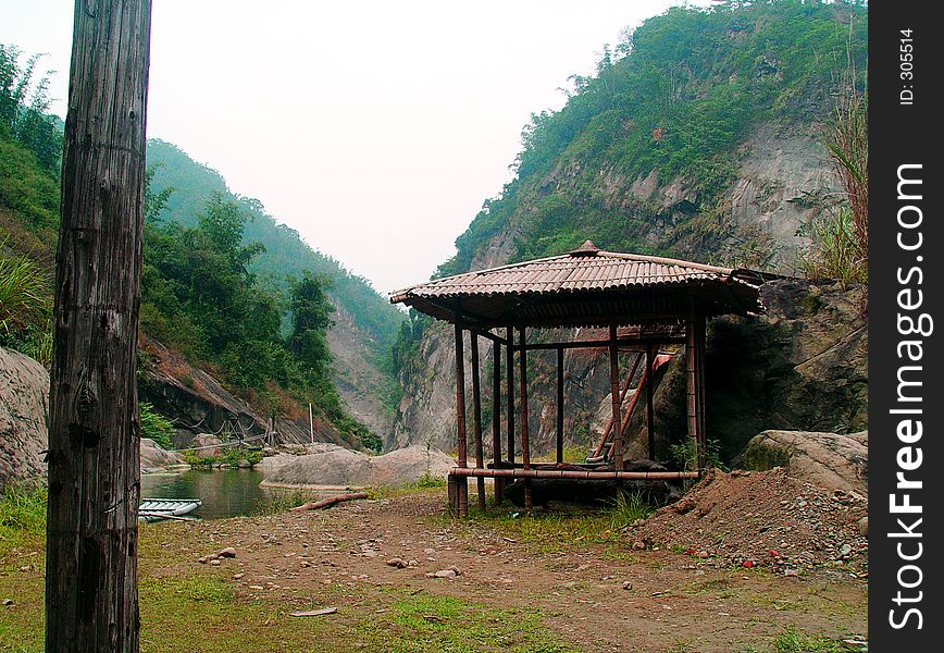 Old earthquake-damaged footpath shed. Old earthquake-damaged footpath shed.