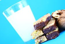 Milk And Cornflakes Royalty Free Stock Photography Milk And Cornflakes Royalty Free Stock Photography