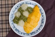 Glutinous Rice With Mangoes Stock Image Glutinous Rice With Mangoes Stock Image