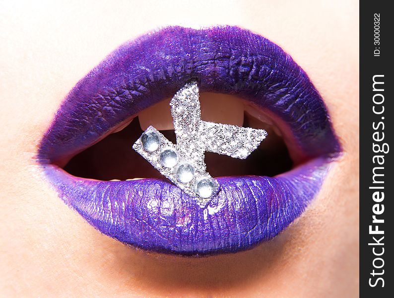 Purple Lips With Letter K