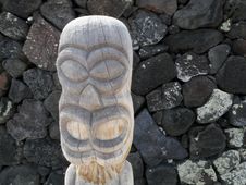 Tiki Statue At Place Of Refuge Hawaii Stock Photography