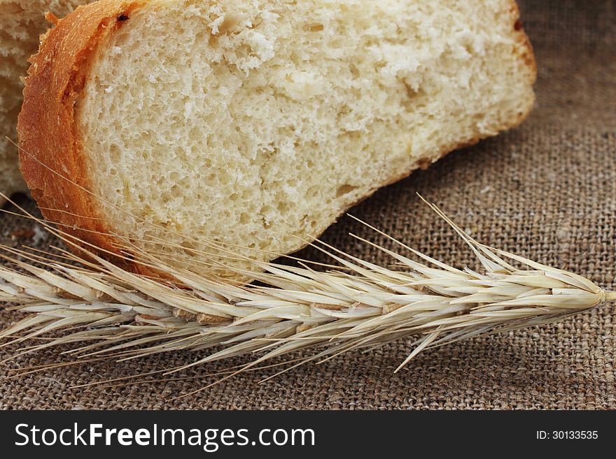 Bread and wheat ears