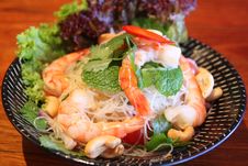 Sour & Spicy Vermicelli Salad With Prawn Royalty Free Stock Photos Sour & Spicy Vermicelli Salad With Prawn Royalty Free Stock Photos