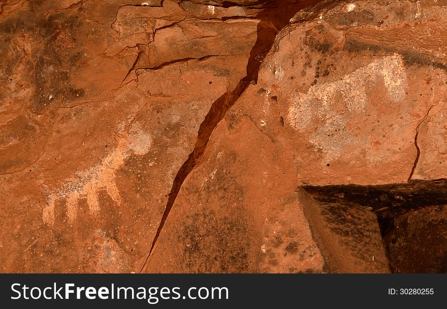 Petroglyphs at the Palatki ruins, Sedona Arizona. The Petroglyphs date back to 6000 years ago. Image taken on Aprin 2, 2013. Petroglyphs at the Palatki ruins, Sedona Arizona. The Petroglyphs date back to 6000 years ago. Image taken on Aprin 2, 2013