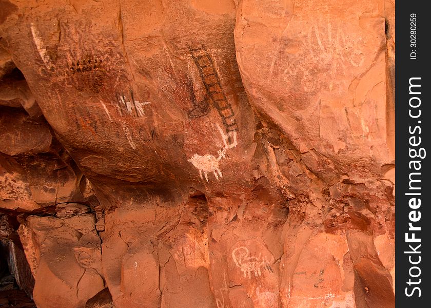Petroglyphs at the Palatki ruins, Sedona Arizona. The Petroglyphs date back to 6000 years ago. Image taken on Aprin 2, 2013. Petroglyphs at the Palatki ruins, Sedona Arizona. The Petroglyphs date back to 6000 years ago. Image taken on Aprin 2, 2013