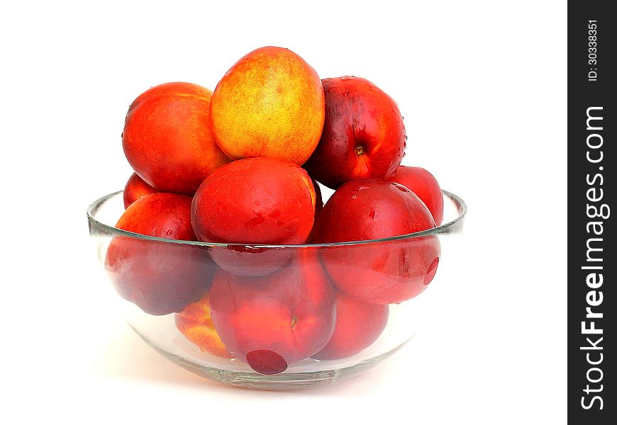Nectarines in a glass bowl