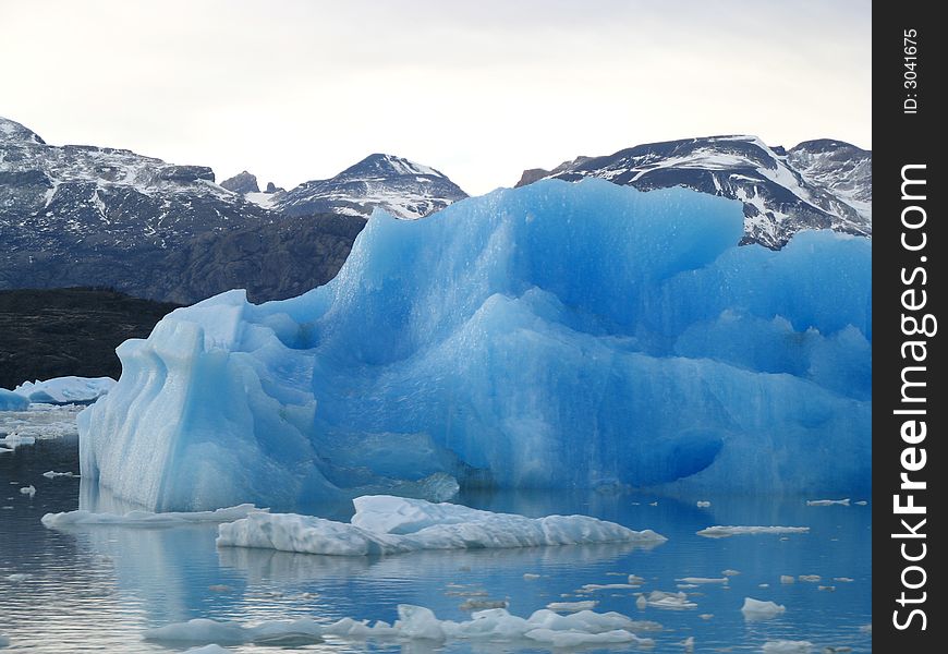 Giant floating iceberg located in Argentina lake