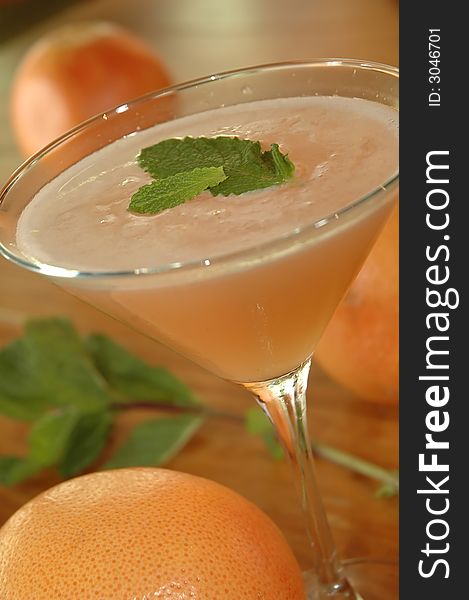 Grapefruit martini with a hint of mint