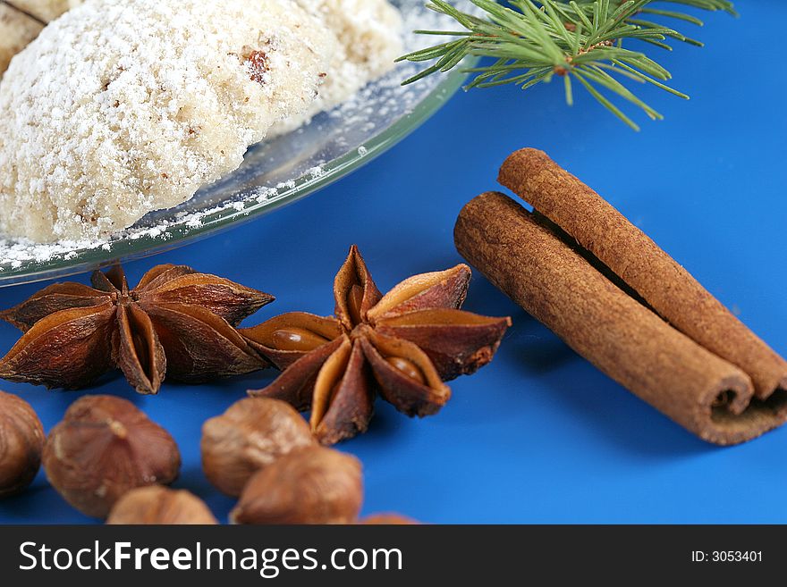 Anise and cinnamon and nuts. Anise and cinnamon and nuts