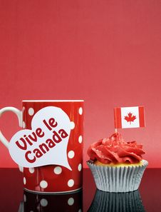 Canadian Cupcake With Maple Leaf Flag Royalty Free Stock Photography