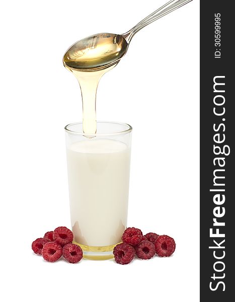 Milk, raspberries, honey - the cure for the common cold