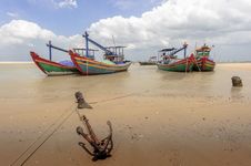 Fishing Boats And Anchor At Shore-line Royalty Free Stock Photo Fishing Boats And Anchor At Shore-line Royalty Free Stock Photo