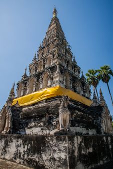 Wat Chedi Lium, Wiang Kumkam,Chiangmai Royalty Free Stock Photography