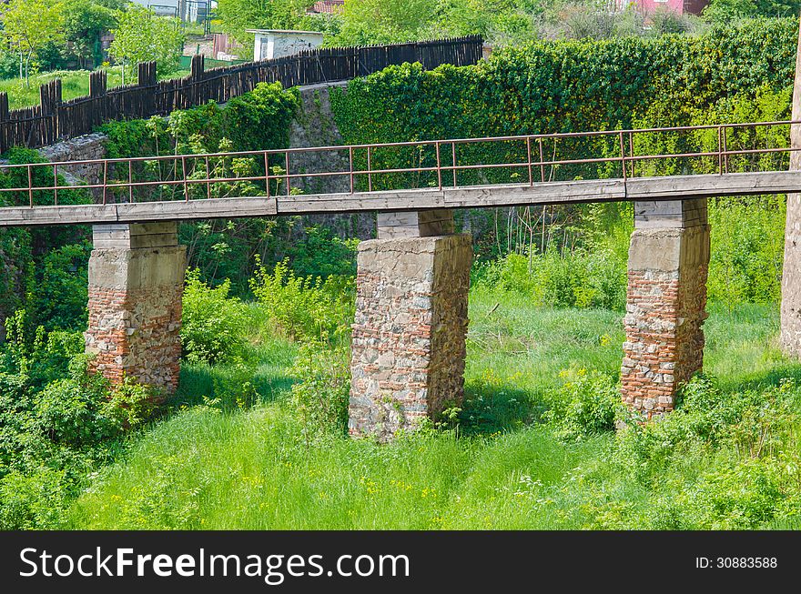 A bridge from  the Huniazi Castle