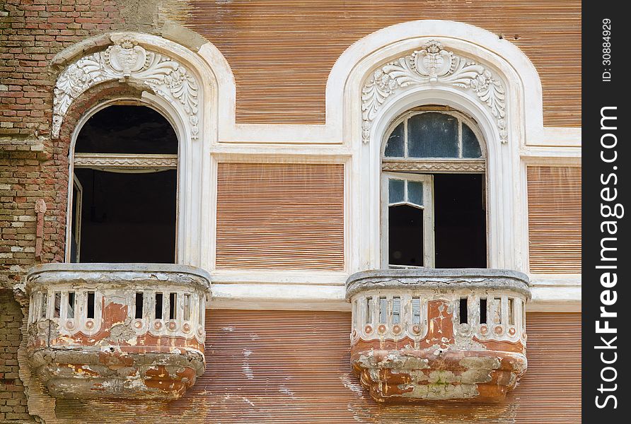 Old Windows Detail