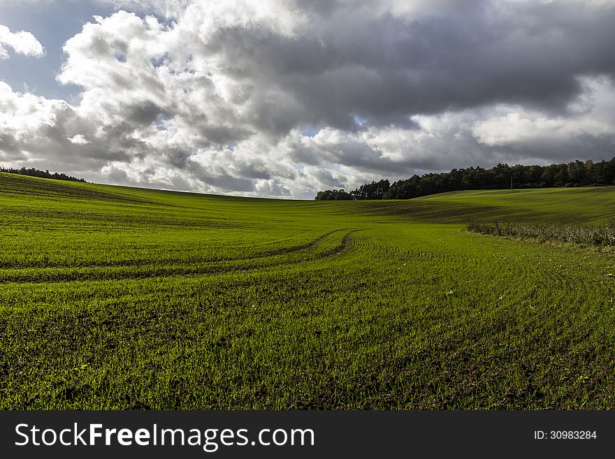 Nice vibrant lines leading to the horizon. the movement of the clouds are the opposite to this. Nice vibrant lines leading to the horizon. the movement of the clouds are the opposite to this.