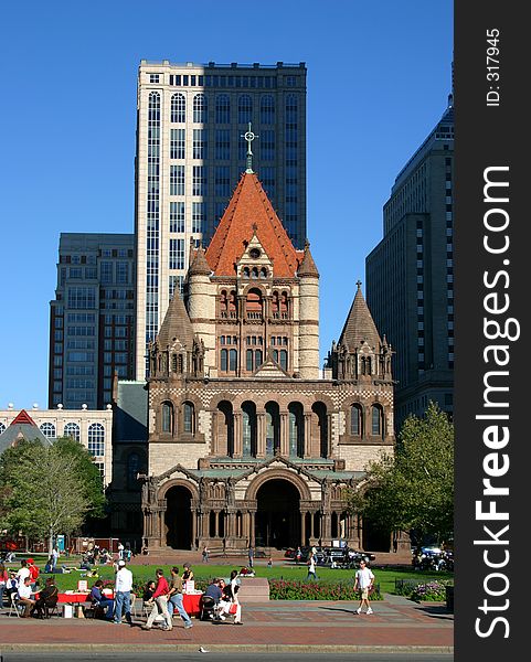 Copley Square is one of the most sophisticated areas of the city with fashion shops, gourmet restaurants, art galleries and the Boston Public Library. Copley Square is one of the most sophisticated areas of the city with fashion shops, gourmet restaurants, art galleries and the Boston Public Library