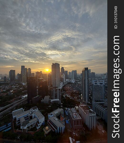 SUNSET IN THE CITY BETWEEN THE SKYSCRAPER