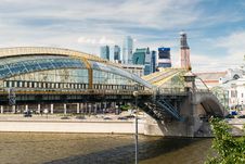 Bogdan Khmelnitsky Bridge In Moscow Royalty Free Stock Photos Bogdan Khmelnitsky Bridge In Moscow Royalty Free Stock Photos