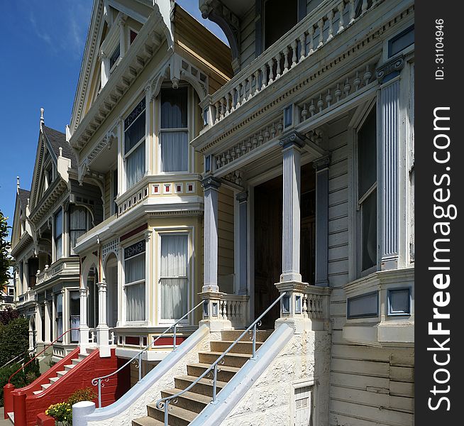 The so-called Painted Ladies of San Francisco are a few Victorian-style houses on Alamo Square.
