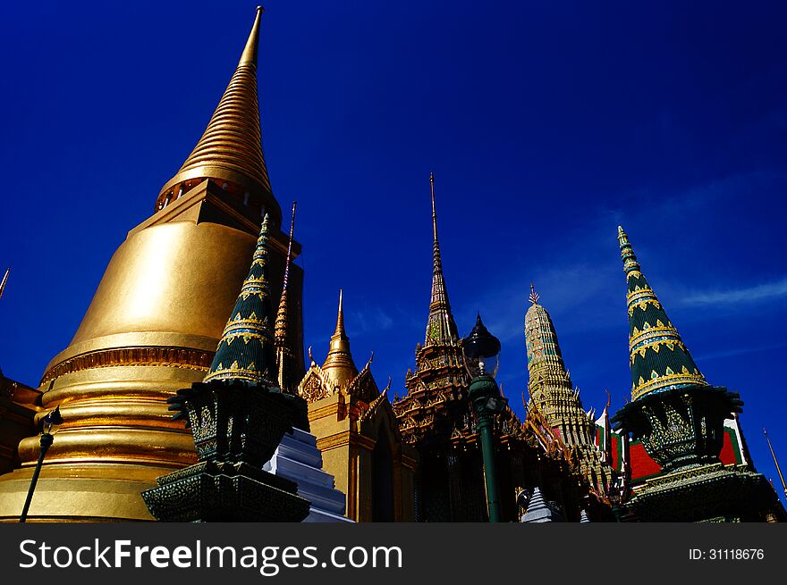 There are a lot of pagoda in Thailand and they have many styles.