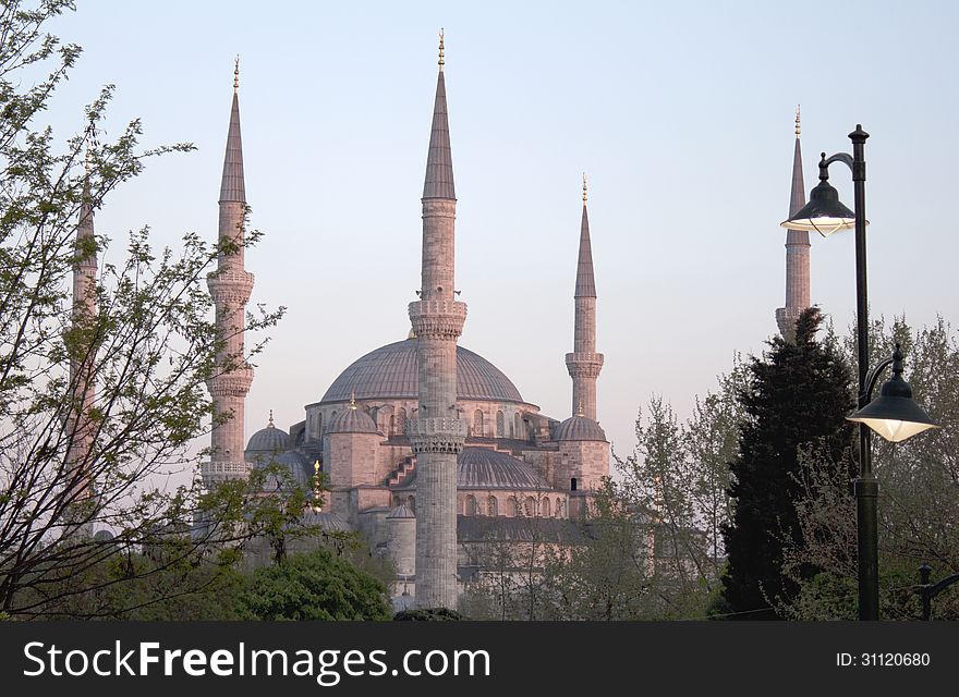 Blue Mosque &#x28;Istanbul, Turkey&#x29