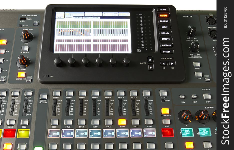 Digital audio mixer