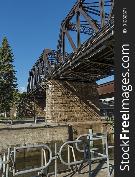 Sainte-Anne de Bellevue locks and bridge