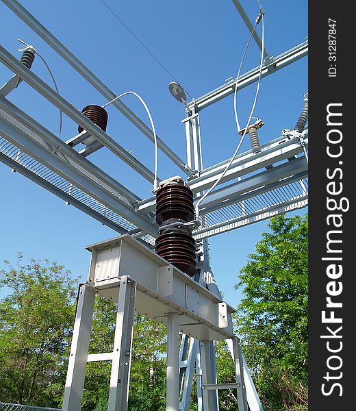 High voltage circuit breaker mounted in outsoor switchyard