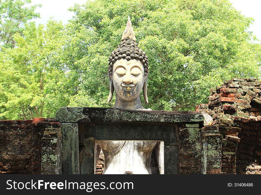 Buddha at Wat Sri Chum in Sukhothai world-heritage park