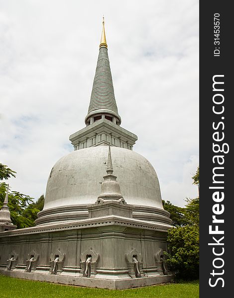 White pagoda thailand