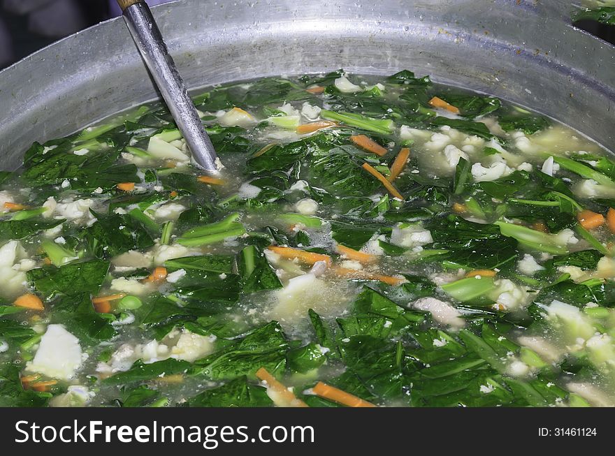 Paste of rice flour in the pot